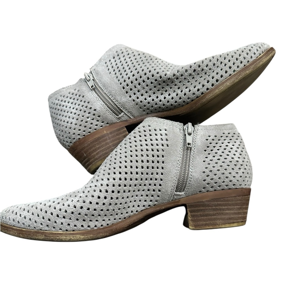 Lucky Brand Light Gray Perforated Ankle Booties 8